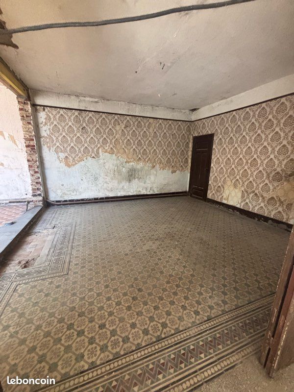 Edificio de 5 habitaciónes en Marquion, France No. 326157