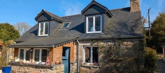 3 bedrooms House in Locarn, France No. 324439 2