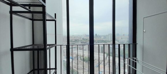 1 bedroom Condo in Bang Rak, Thailand No. 4875 3