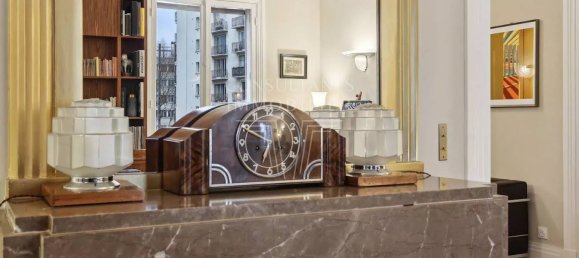 3 bedrooms Apartment in Paris, France No. 178968 4