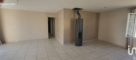 6 rooms Villa in Angliers, France No. 335903 3