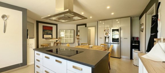 5 bedrooms Villa in Cadiz, Spain No. 146575 15