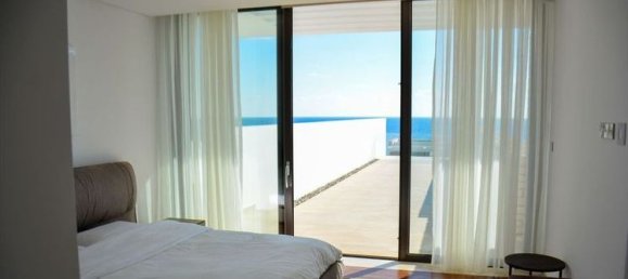 5 bedrooms Villa in Agios Georgios, Cyprus No. 32215 16