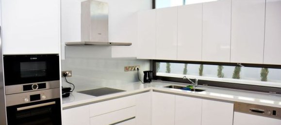 5 bedrooms Villa in Agios Georgios, Cyprus No. 32215 14