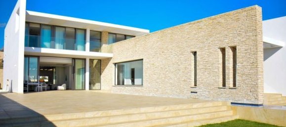 5 bedrooms Villa in Agios Georgios, Cyprus No. 32215 8