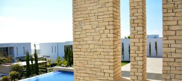 5 bedrooms Villa in Agios Georgios, Cyprus No. 32215 10