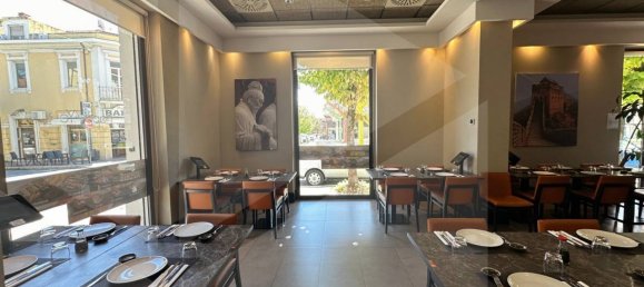 250m² Commercial property in Avezzano, Italy No. 18680 5