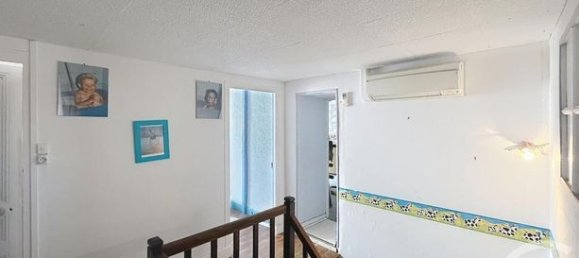 Casa de 5 dormitorios en Villeneuve-sur-Yonne, France No. 301700 4