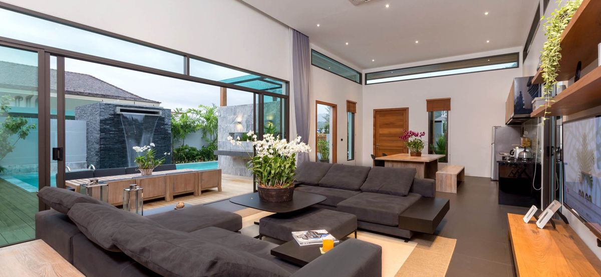 3 bedrooms Villa in Kamala, Thailand No. 8073