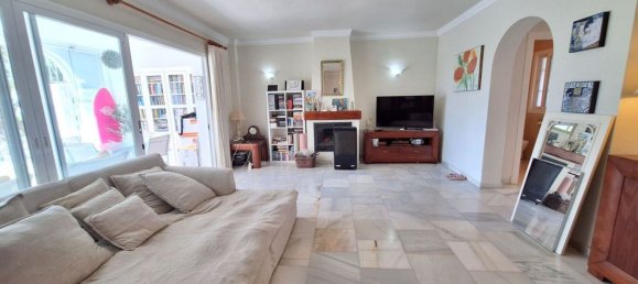 Квартира с 2 спальнями в Эстепона, Испания № 141566 7