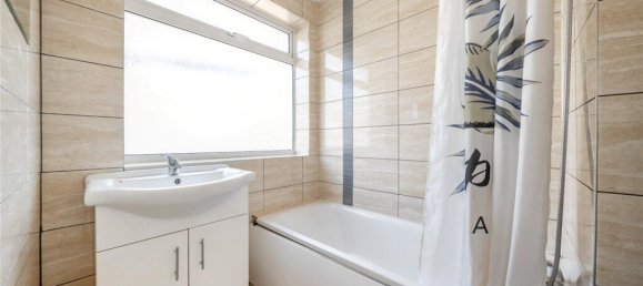 3 Schlafzimmer Haus in Stanmore, United Kingdom, Nr. 12207 14