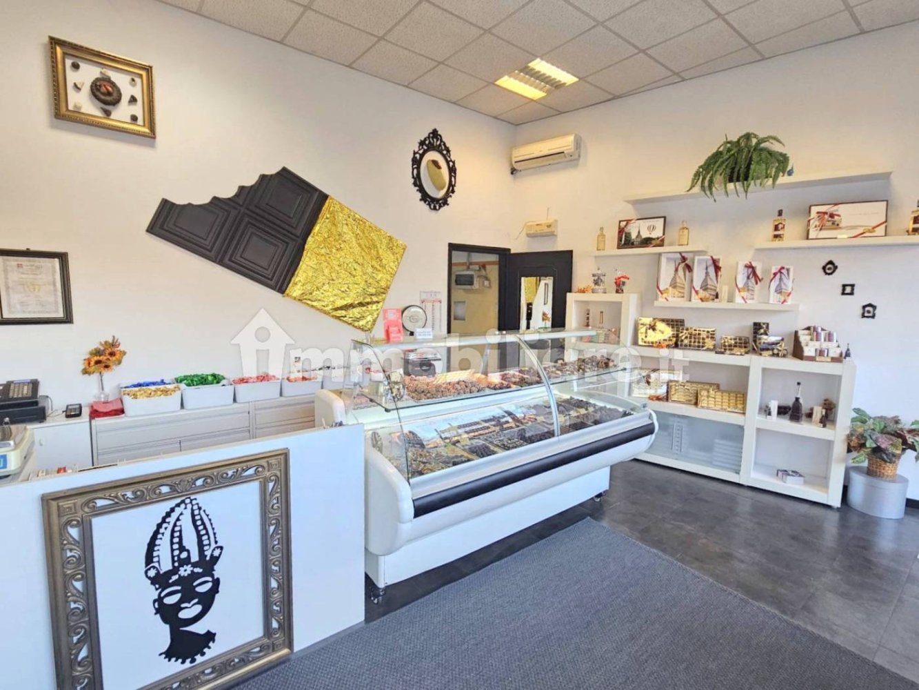 3-salle Propriété commerciale à Turin, Italy No. 115786