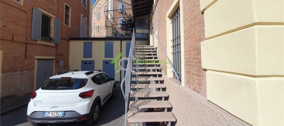 2 bedrooms Apartment in Modena, Italy No. 215623 40