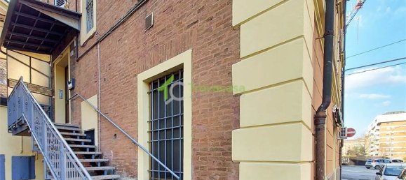 2 bedrooms Apartment in Modena, Italy No. 215623 33