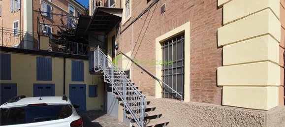 2 bedrooms Apartment in Modena, Italy No. 215623 37