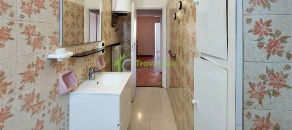 2 bedrooms Apartment in Modena, Italy No. 215623 23
