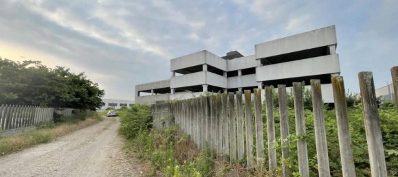 1 room Land in Romentino, Italy No. 33095 10