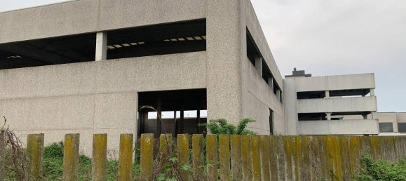 1 room Land in Romentino, Italy No. 33095 6