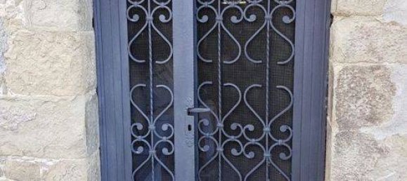 Apartamento de 2 habitaciónes en Castel San Niccolò, Italy No. 179575 10