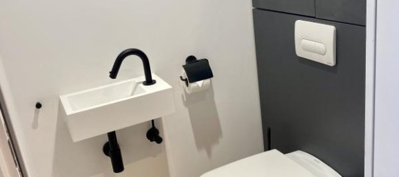 Studio in Camiers, France No. 69061 7