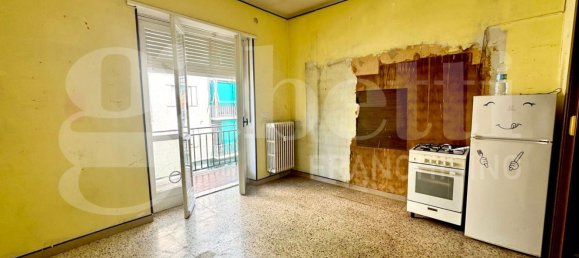 2 bedrooms Apartment in Turin, Italy No. 314517 2