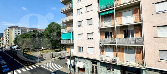 2 bedrooms Apartment in Turin, Italy No. 314517 9
