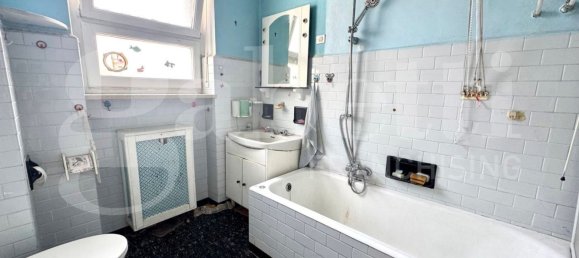 2 bedrooms Apartment in Turin, Italy No. 314517 11