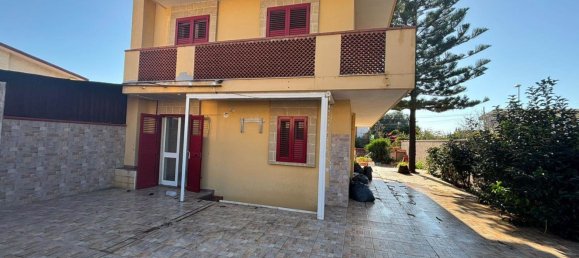 Villa de 5 dormitorios en Taranto, Italy No. 374941 4