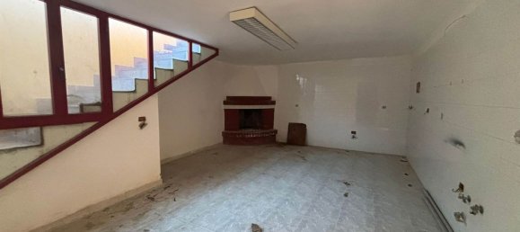 Villa de 5 dormitorios en Taranto, Italy No. 374941 7