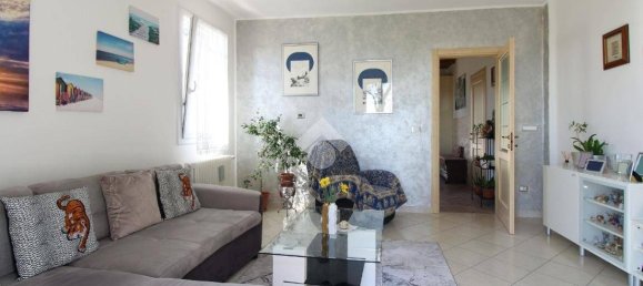 2 Schlafzimmer Haus in Galliera, Italy, Nr. 202477 2