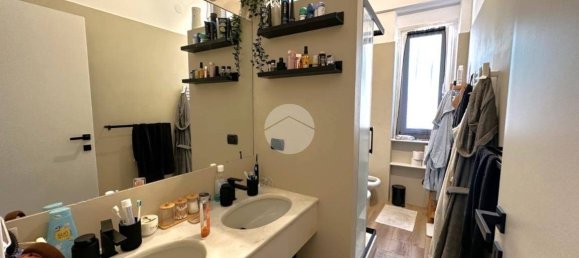 2 chambres Appartement à Genoa, Italy No. 372874 18