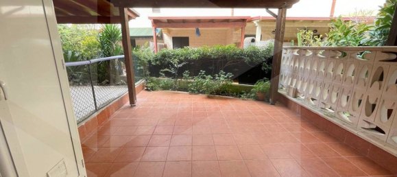 Дом с 4 комнатами в Манфредония, Италия № 20709 18