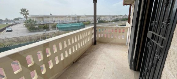 Дом с 4 комнатами в Манфредония, Италия № 20709 28