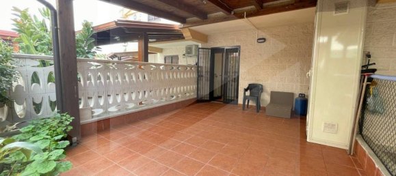 Дом с 4 комнатами в Манфредония, Италия № 20709 17