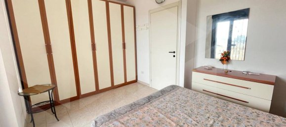 Дом с 4 комнатами в Манфредония, Италия № 20709 26