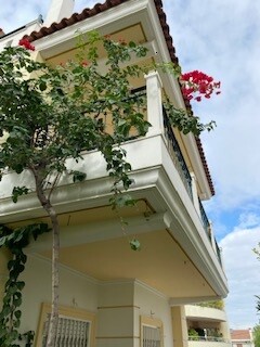 Коммерческая недвижимость 281м² в Глифада, Греция № 52209