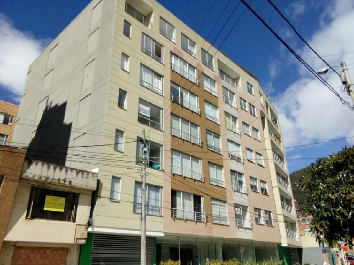 3 bedrooms House in Bogota, Colombia No. 11248