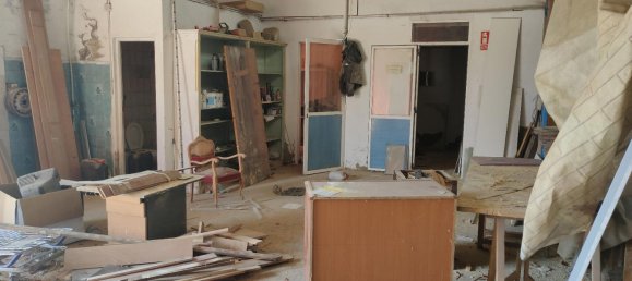 Lagerhaus in Leon, Spain 252m², Nr. 189745 9