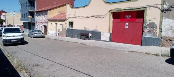 Lagerhaus in Leon, Spain 252m², Nr. 189745 2