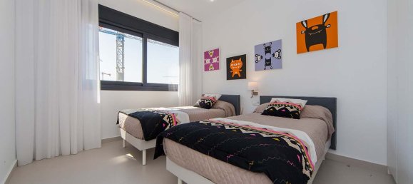 4 bedrooms Villa in San Miguel de Salinas, Spain No. 6335 10