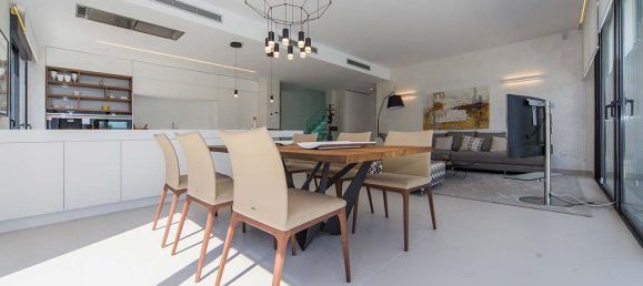 4 bedrooms Villa in San Miguel de Salinas, Spain No. 6335 15