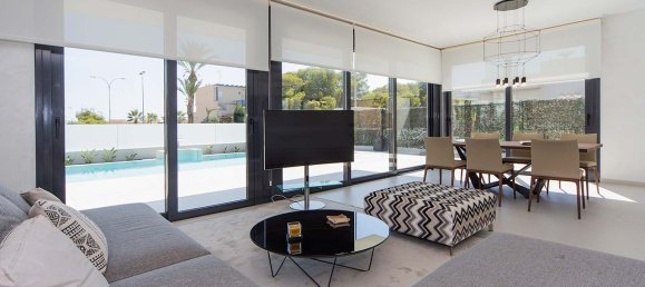 4 bedrooms Villa in San Miguel de Salinas, Spain No. 6335 14