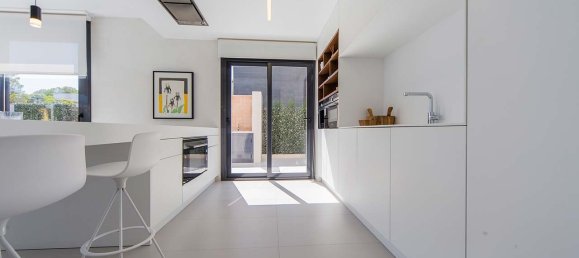 4 bedrooms Villa in San Miguel de Salinas, Spain No. 6335 16