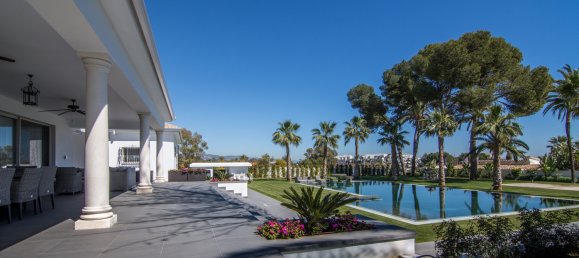 7 bedrooms Villa in Marbella, Spain No. 640 7