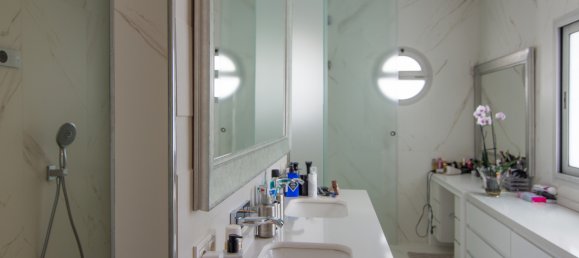 7 bedrooms Villa in Marbella, Spain No. 640 19