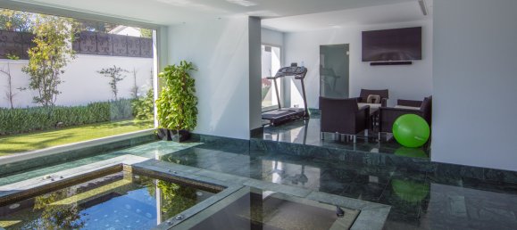 7 bedrooms Villa in Marbella, Spain No. 640 28