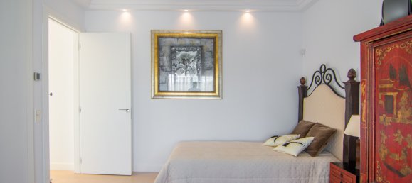 7 bedrooms Villa in Marbella, Spain No. 640 20