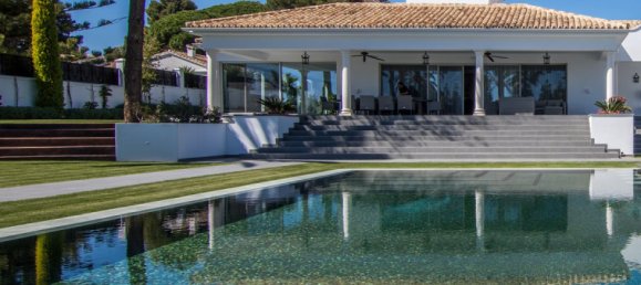 7 bedrooms Villa in Marbella, Spain No. 640 3