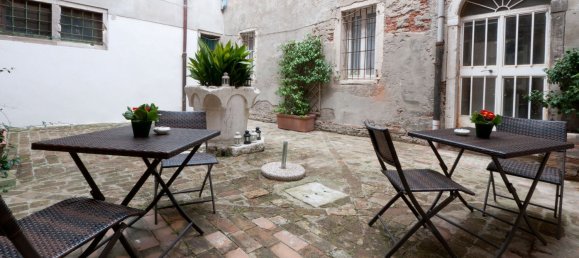 Apartamento de 4 dormitorios en Venice, Italy No. 312669 7
