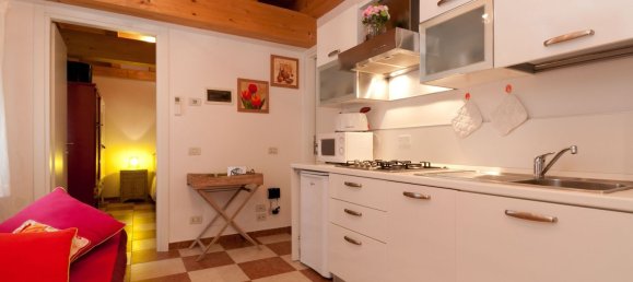 Apartamento de 4 dormitorios en Venice, Italy No. 312669 11